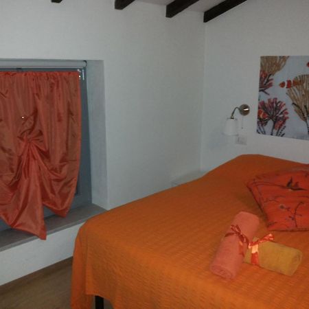 I Colori Di Mag Bed & Breakfast La Spezia Room photo
